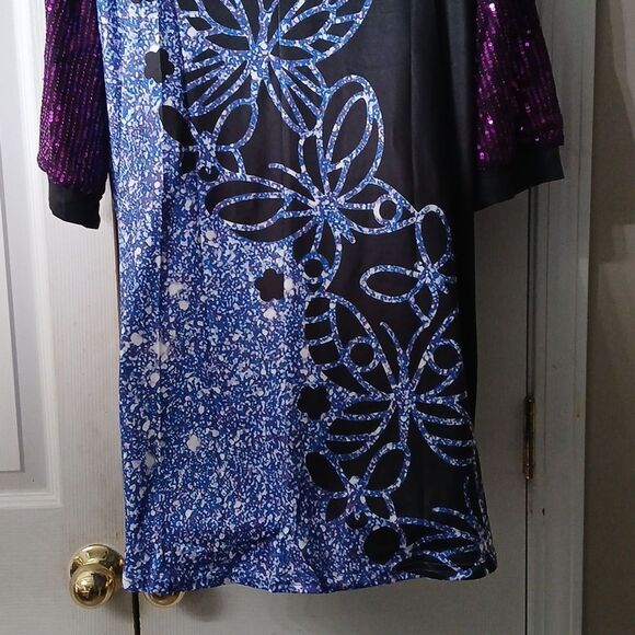 Butterflies purple black blue print shirt with sequin sleeves Sz 2X NWOT - Picture 6 of 9